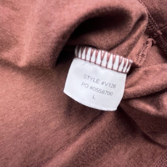 Vuori Strato Tech T-Shirt Adult Large Red Short Sleeve Performance Athletic Tee - Picture 6 of 8